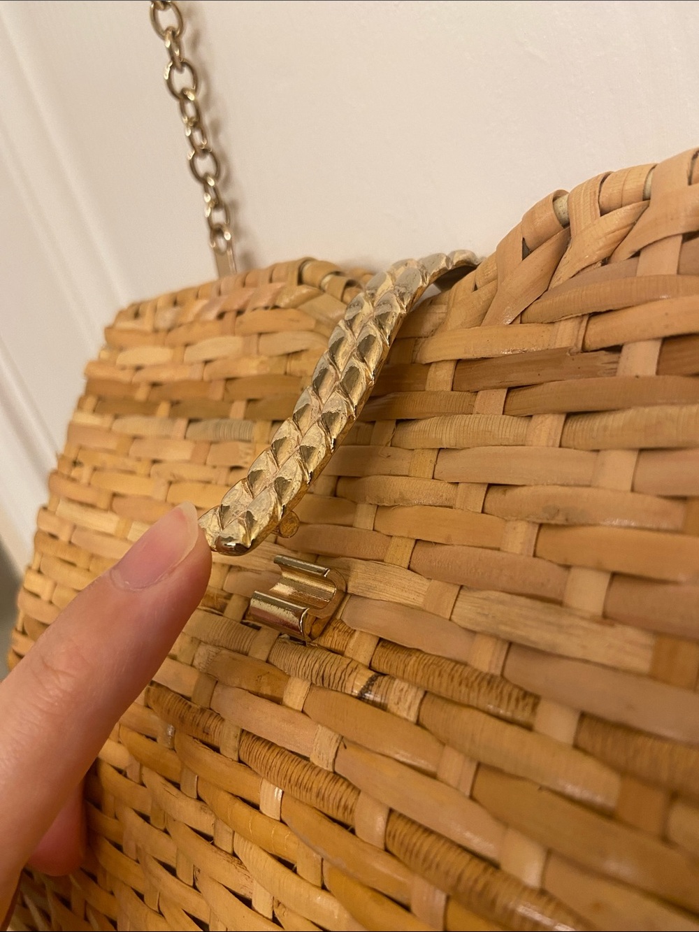 Zara Yellow Woven Straw Crossbody with Gold Chain - Picture 5 of 8